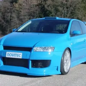 Fiat Stilo 3dv.- Rohy pod přední nárazník Autentický